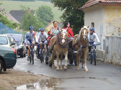 Na kolech po knihovnch regionu